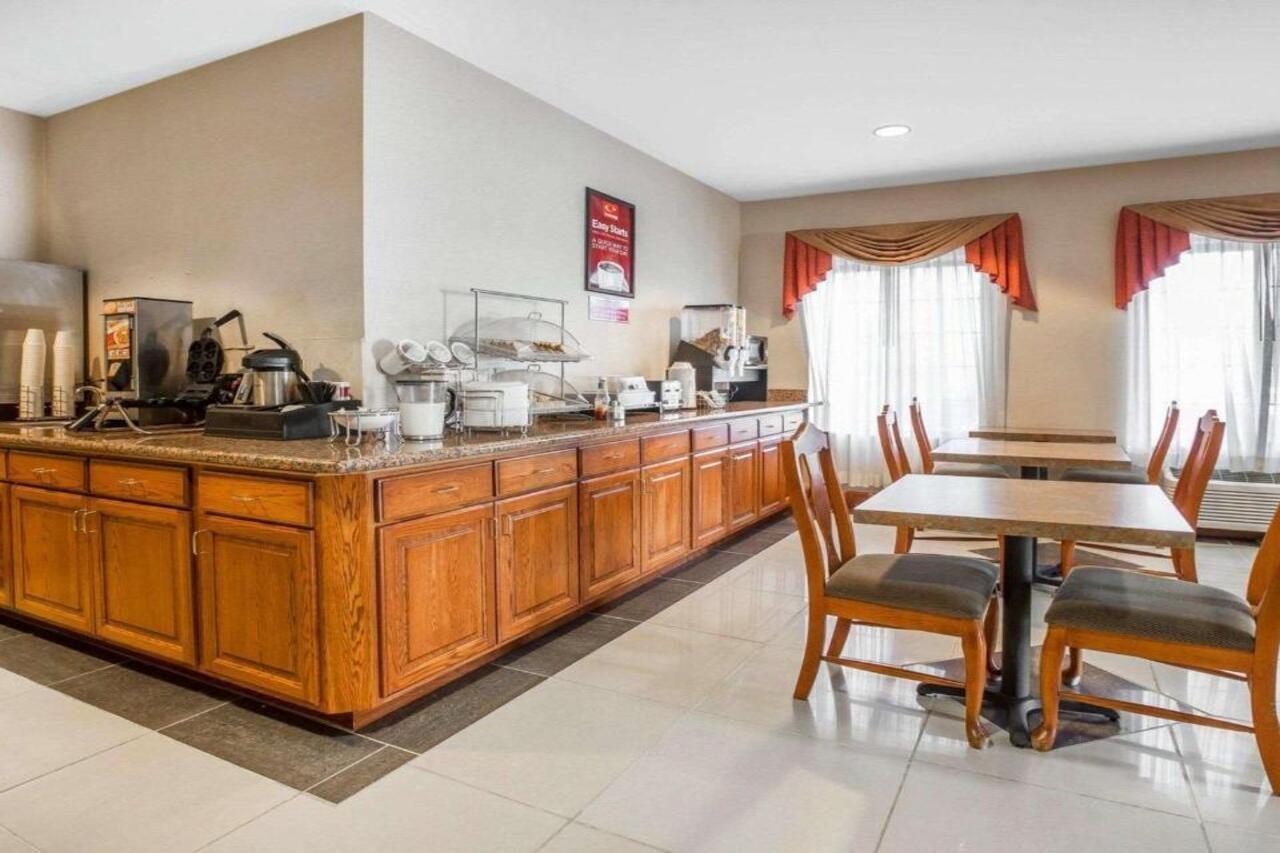 Econo Lodge Brunswick Esterno foto